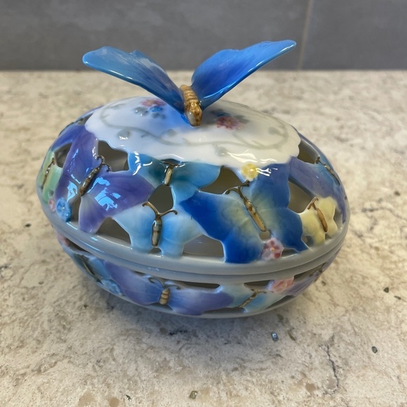 The Music Box Co.The Ann Rosa Collection - Beautiful - Picture 3 of 13